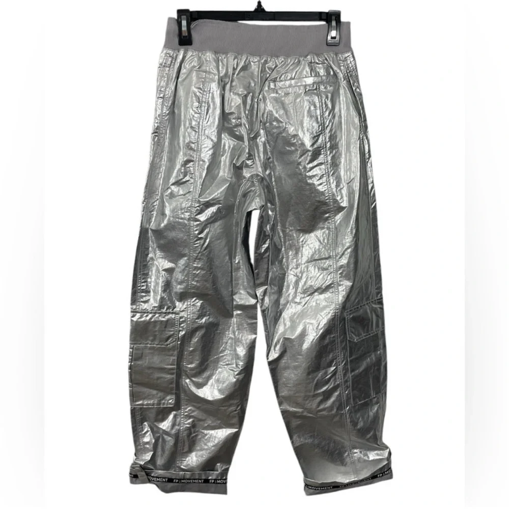 NWOT Free People Movement Mesmerize Me Shine Pants Size Medium - Picture 6 of 12